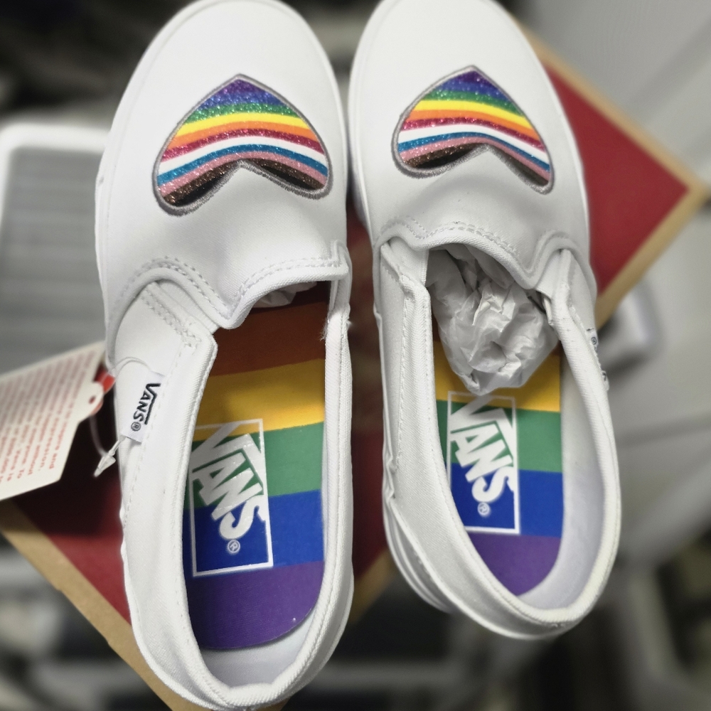 Pride Vans - Picture 4 of 5